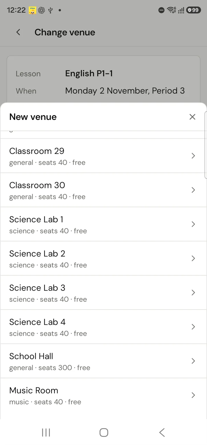 The list of rooms to move a lesson to, each with its type, seats and whether it is free. Fictional demo data.